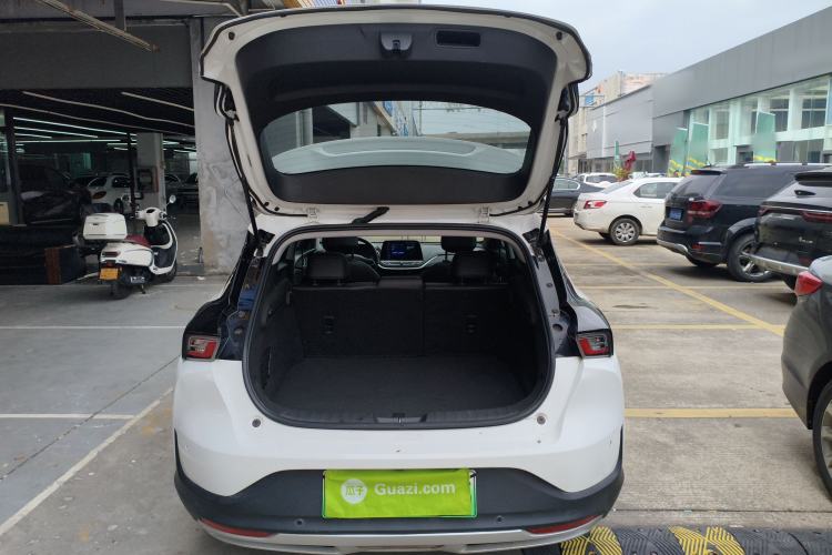 Used Chevrolet Menlo 2022 Starry Edition Trunk