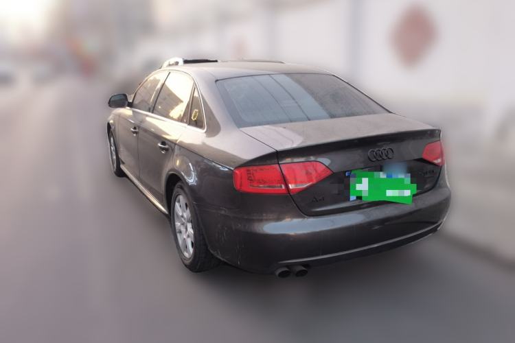 Used Audi A4L 2012 2.0 TFSI automatic Comfort trim level