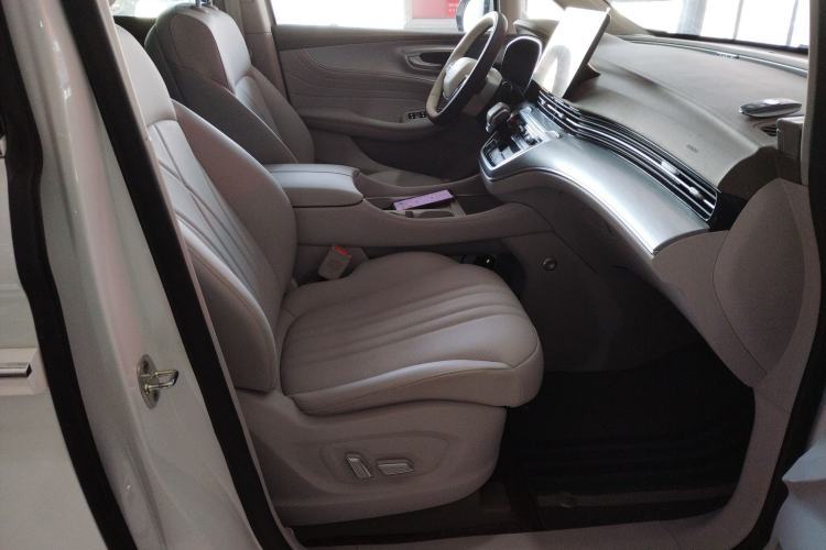 Used Roewe iMAX8 New Energy 2025 1.5T DMH Lu Zun Deluxe Edition