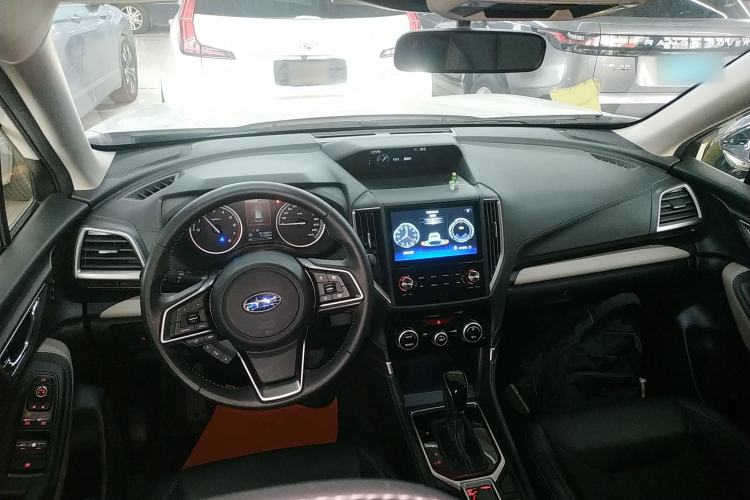 Used Subaru Forester 2022 2.0i AWD Luxury Edition EyeSight Center Console