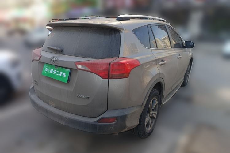 Used Toyota RAV4 2015 2.0L CVT Two-Wheel Drive Fashion Edition
