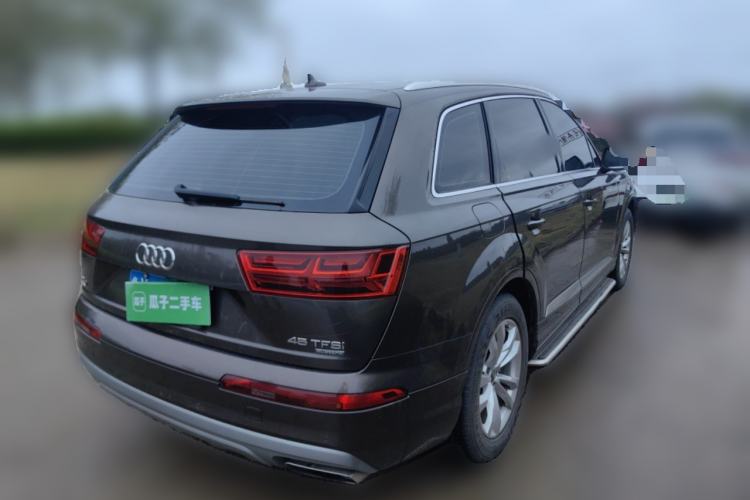 Used Audi Q7 2016 45 TFSI Technology Edition Rear Right 45 Deg
