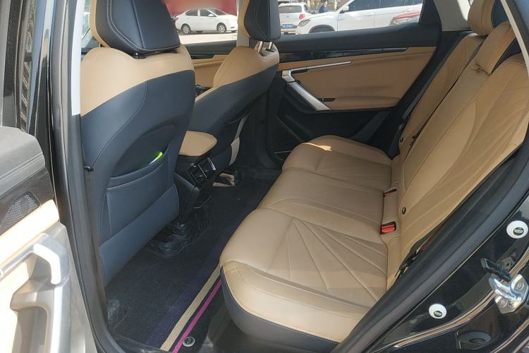 Used Geely Auto FX11 2023 2.0TD DCT Prestige Edition
