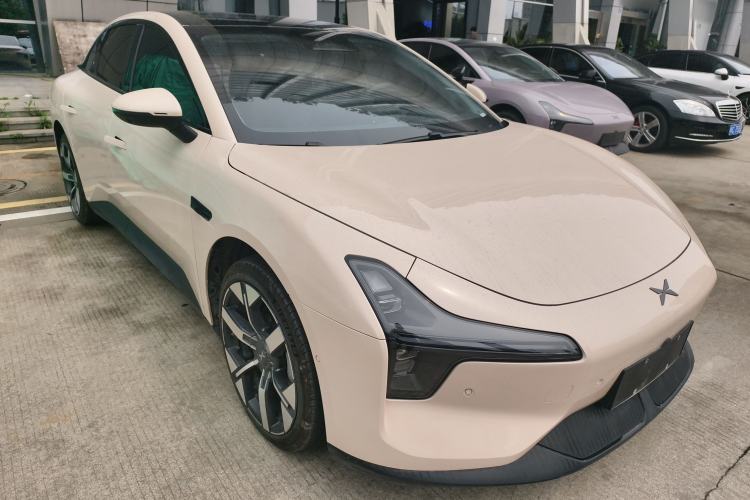 Used XPeng MONA M03 2024 620 with Ultra-Long Range
