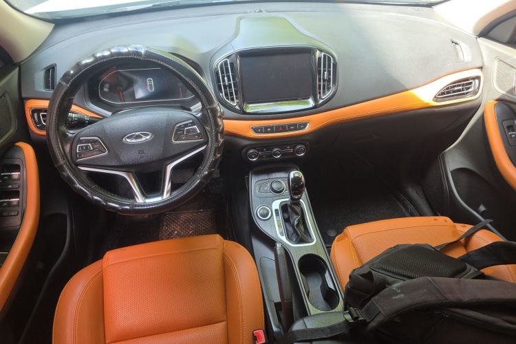 Used Chery Tiggo 7 2016 2.0L CVT YAOZHEN Edition Center Console