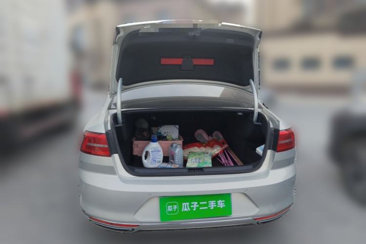 Used Volkswagen Magotan 2018 Facelift 330TSI DSG Luxury Model
