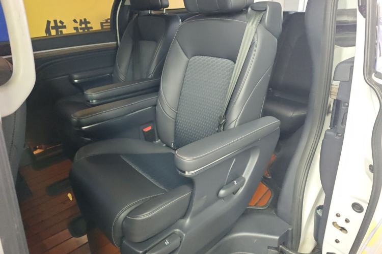 Used GAC Trumpchi M8 2021 Revised Version Lingxiu Series 390T Luxury Edition Left Rear Seat