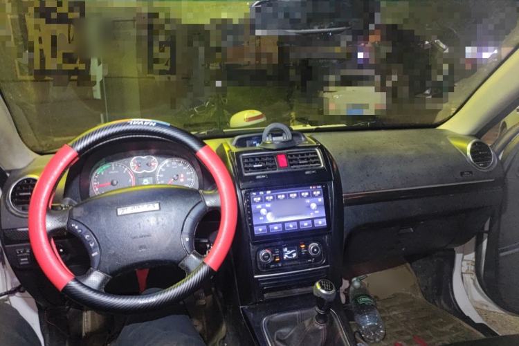 Used Haval H5 Classic 2015 2.0T Diesel Manual Two-Wheel Drive Entry-Level Version