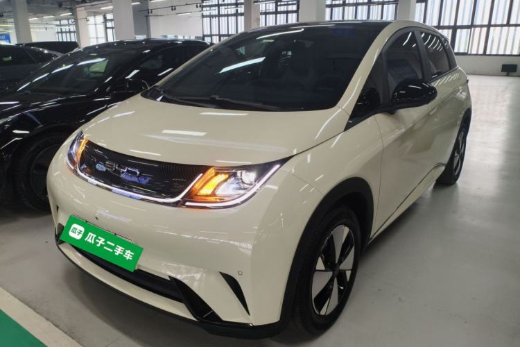 Used BYD Dolphin 2023 420 km Fashion Edition