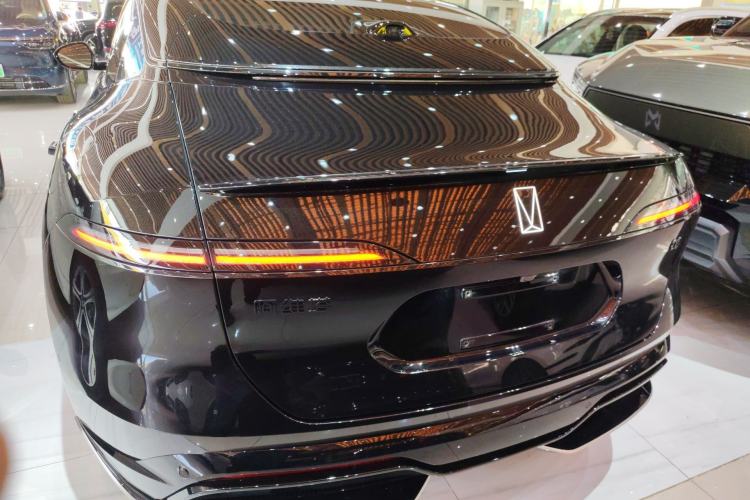 Used Avatr 06 2025 Max All-Electric Version Rear