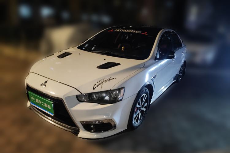 Used Mitsubishi Lancer EX 2016 1.8L Manual Black-and-White Retro Edition