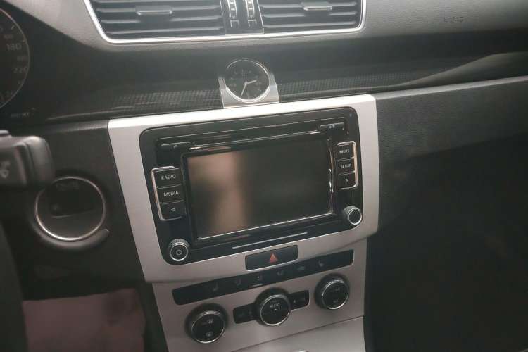 Used Volkswagen Magotan 2015 Facelift 1.8TSI Luxury Model
