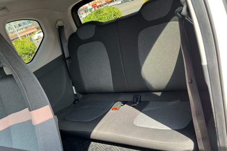 Used Wuling Hongguang MINIEV 2022 Macaron Premium Model – Lithium Iron Phosphate