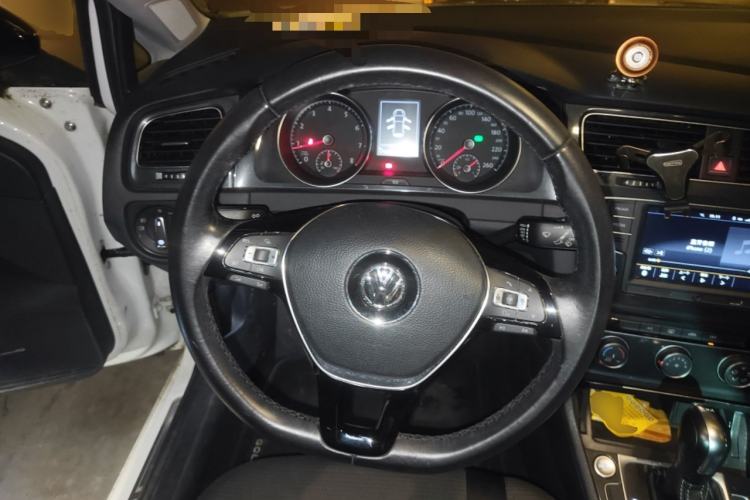 Used Volkswagen Golf 2017 230TSI Automatic Comfort Edition – Celebrating Milestone of One Million Units