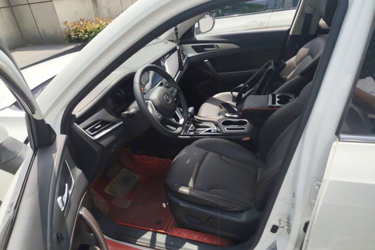 Used CHANGAN CS35PLUS 2018 1.6L Automatic Smart Connect Version China V Standard
