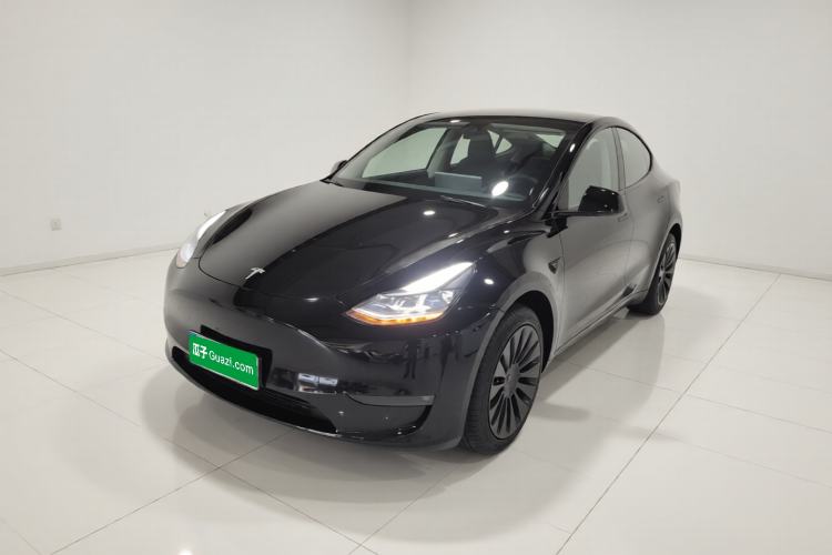 Used Tesla Model Y 2022 Long-Range All-Wheel-Drive Version