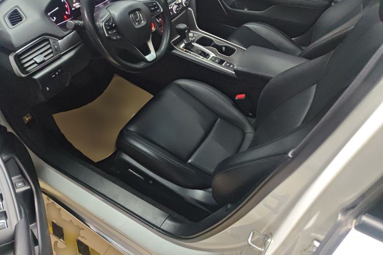 Used Honda Accord 2018 260TURBO Elite Edition China VI Left Front Seat