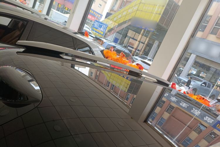 Used AION V 2024 Aion Tyrannosaurus 650 LiDAR Edition Roof