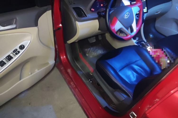 Used Hyundai Verna (older generation) 2010 Sedan 1.4L Automatic Comfort Model GS
