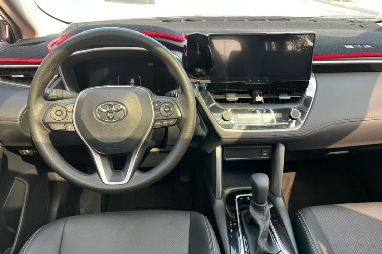 Used Toyota FRONTLANDER 2023 2.0L CVT Luxury Edition