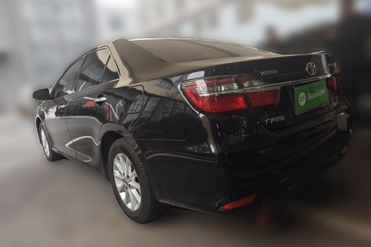 Used Toyota Camry 2016 Dual-Engine 2.5 HG 10th Anniversary Deluxe Navigation Edition
