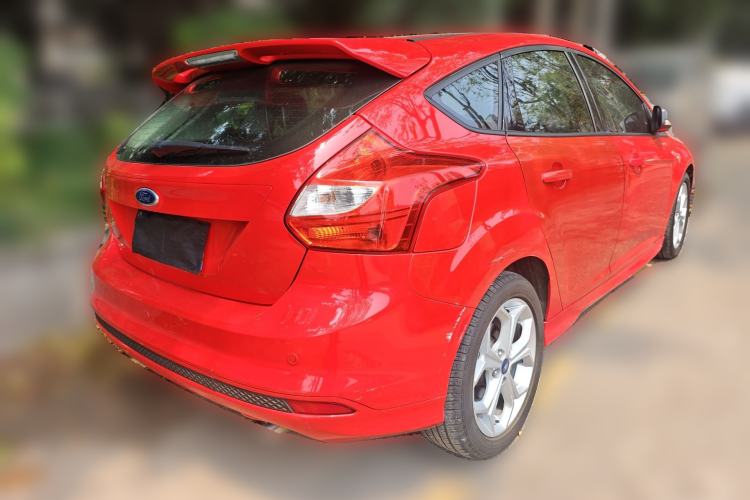 Used Ford Focus 2012 Hatchback 2.0L Automatic Luxury Sport Model Rear Right 45 Deg