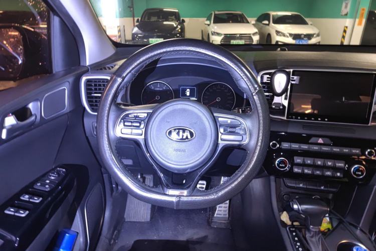 Used Kia KX5 2016 1.6T Automatic Two-Wheel Drive DLX
