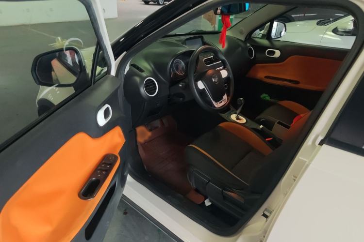 Used MG 3SW 2015 1.5L AMT Elite Model
