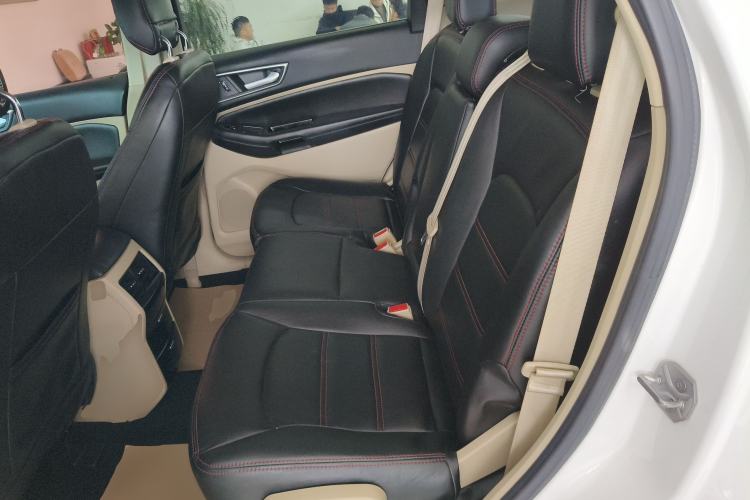 Used Ford Edge 2016 EcoBoost 245 Two-Wheel-Drive Titanium 5-Seater