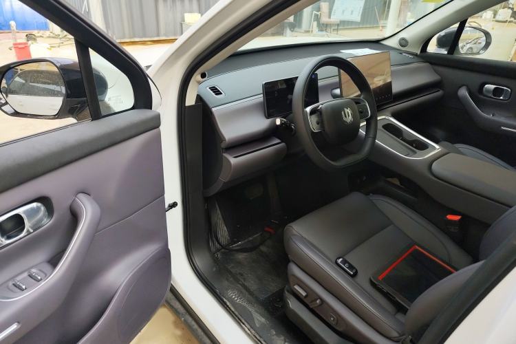 Used Leapmotor C16 2026 All-Electric 630 LiDAR Zhizun Edition 6 Seats
