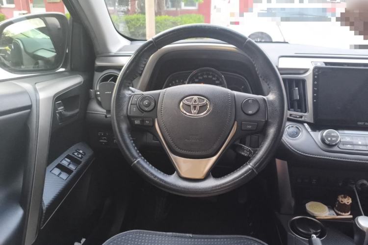 Used Toyota RAV4 2013 2.0L CVT Four-Wheel Drive New Edition
