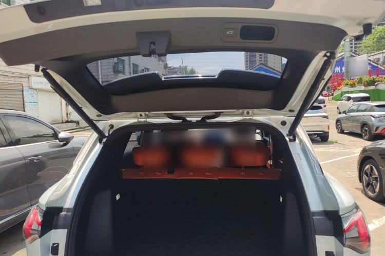 Used Wuling Xingguang S 2025 Model 510 km Flagship Version Trunk