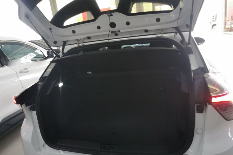 Used MG 4 EV 2022 425 km Luxury Edition
