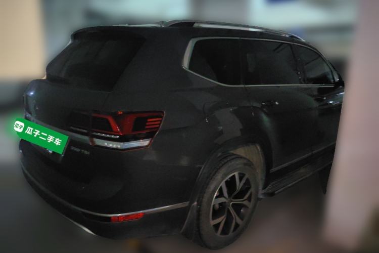 Used Volkswagen Teramont 2017 330TSI Two-Wheel-Drive Luxury Edition Rear Right 45 Deg