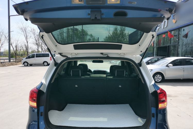 Used Kia KX3 2015 1.6L Automatic Two-Wheel Drive DLX Trunk