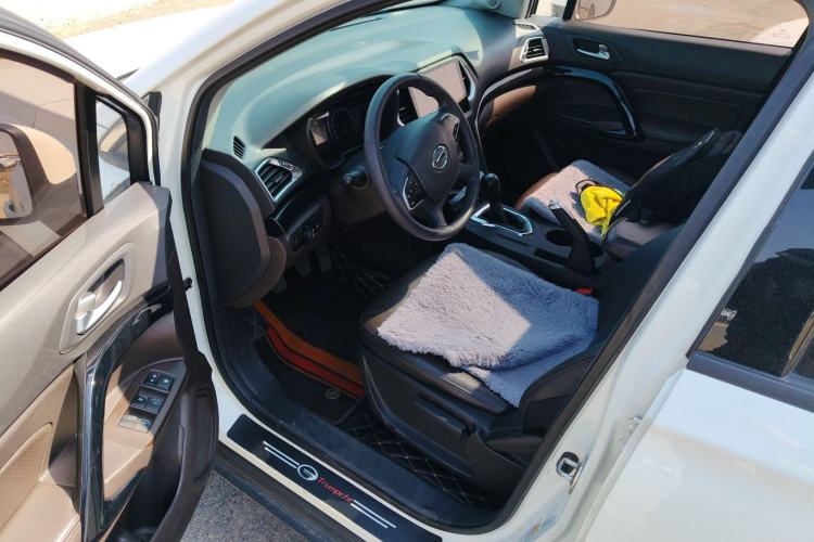 Used GAC Trumpchi GS4 2017 200T Manual Two-Wheel Drive Elite Edition Driver Seat