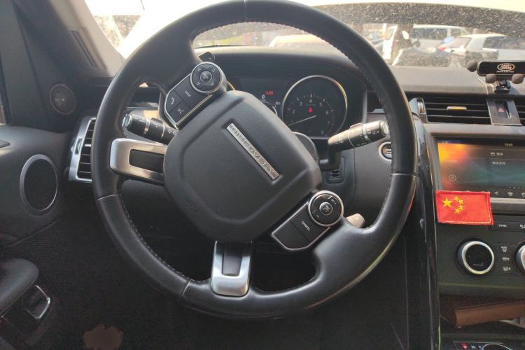 Used Land Rover Discovery 2018 3.0 SC V6 SE
