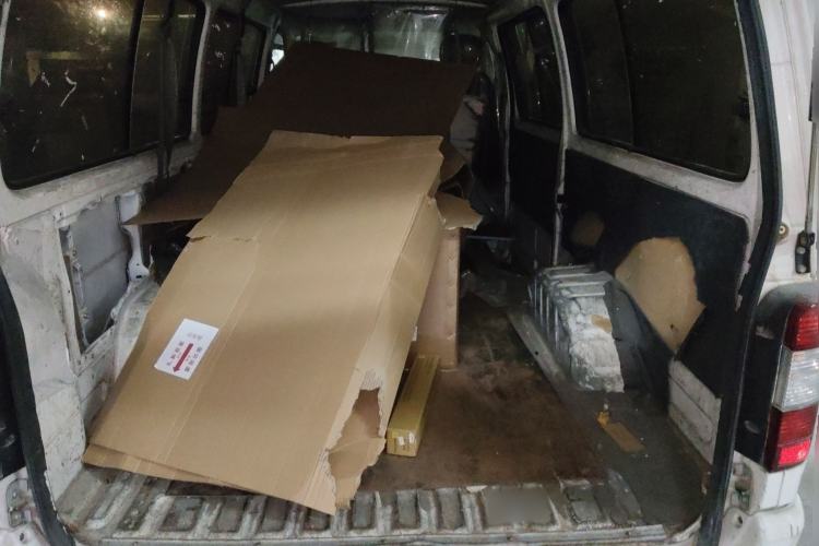 Used Jinbei Hiace 2011 2.0L Fifth-Generation Kuaiyunwang Comfort Type K 4G20B Trunk