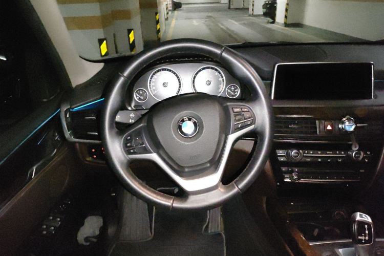 Used BMW X5 2017 xDrive28i Steering Wheel