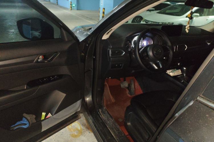 Used Mazda CX-5 2025 2.0L Automatic Two-Wheel Drive Comfort Version
