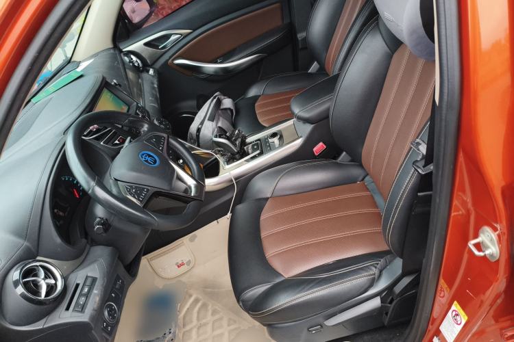 Used BYD Song New Energy 2017 Song DM 1.5TID All-Wheel Drive Luxury Model Left Front Seat