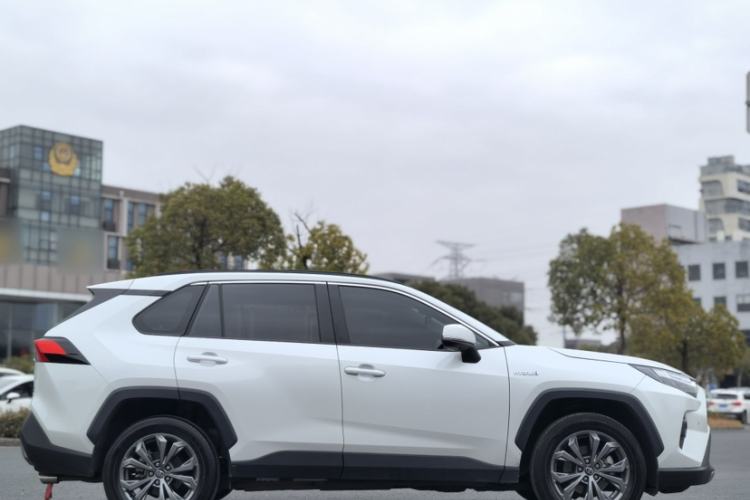 Used Toyota RAV4 2024 Dual-Motor 2.5L E-CVT Two-Wheel Drive Elite Plus Edition Exterior 6