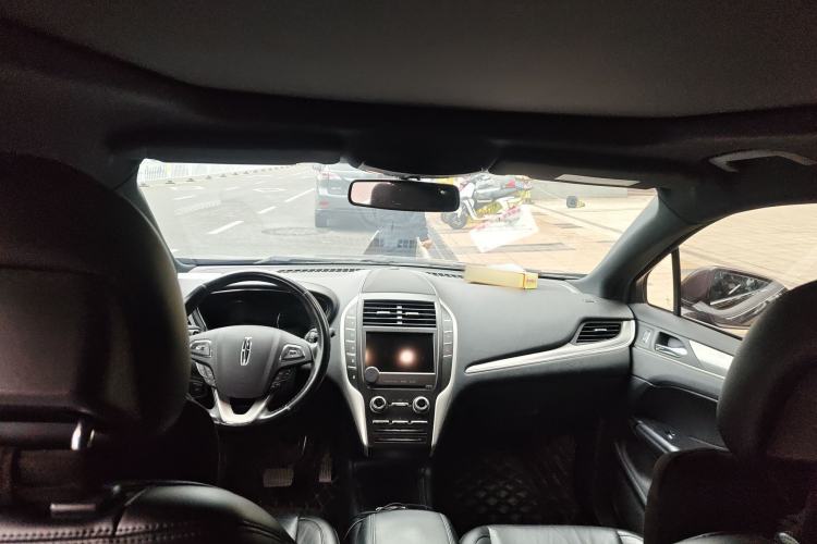 Used Lincoln MKC 2018 2.0T Two-Wheel Drive Deluxe Edition