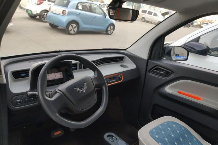 Used Wuling Hongguang MINIEV 2022 Easy Version Lithium Iron Phosphate
