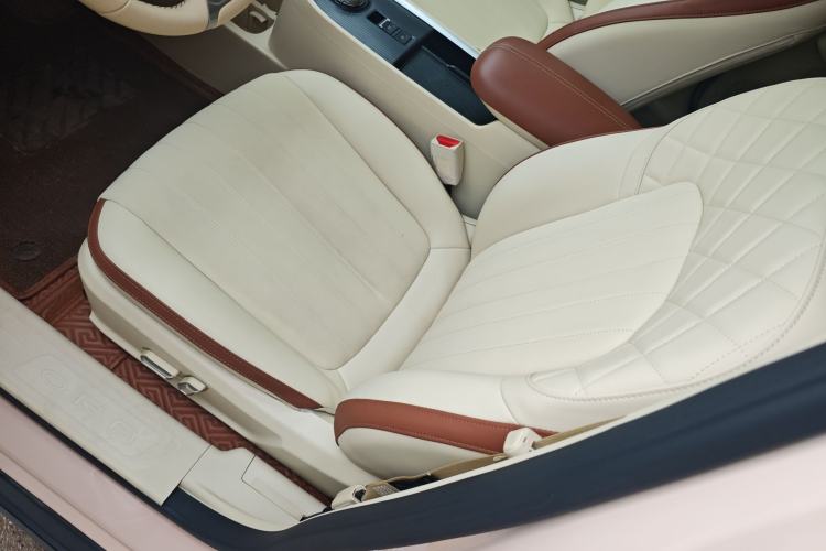 Used ORA Good Cat 2021 400km Standard Range Athena Edition Lithium-Ion Battery Left Front Seat