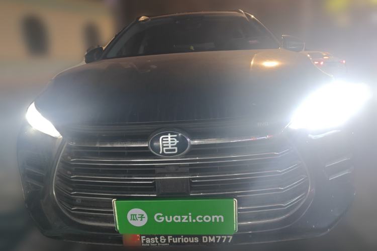 Used BYD Tang New Energy 2018 DM 2.0T All-Wheel Drive Smart Connectivity Luxury Model 7 Seats China V Emission Standard