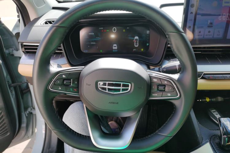 Used Geely Auto Emgrand L HiP 2024 Champion Edition 1.5TD-DHT Pro 100KM Excellence Model