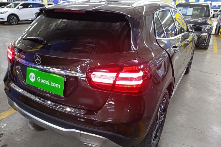 Used Mercedes-Benz GLA 2018 GLA 200 Fashion Model Rear Right 45 Deg