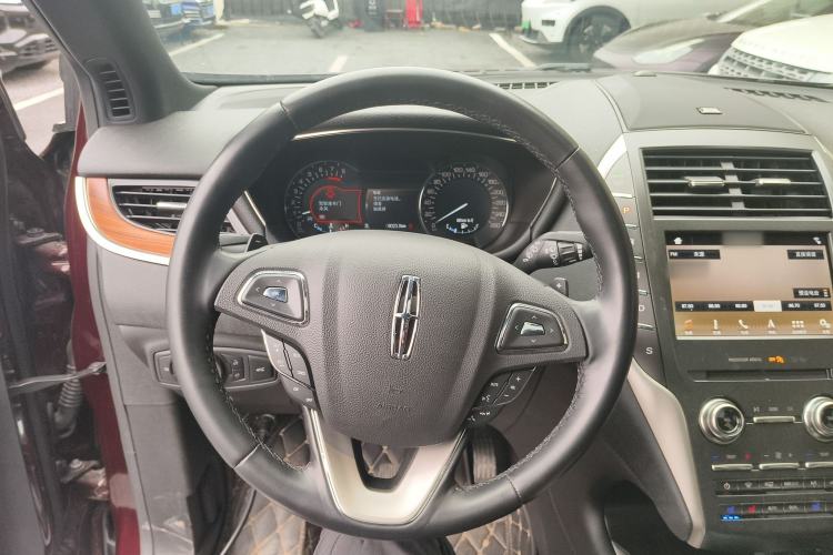 Used Lincoln MKC 2019 2.0T Two-Wheel Drive Zunya Version China VI Standard
