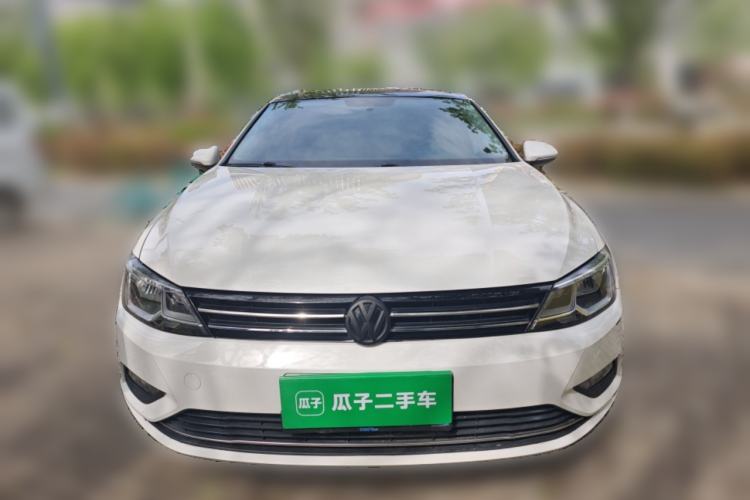 Used Volkswagen Lamando 2017 230TSI DSG Fashion Edition
